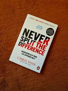 Never Split The Difference cover